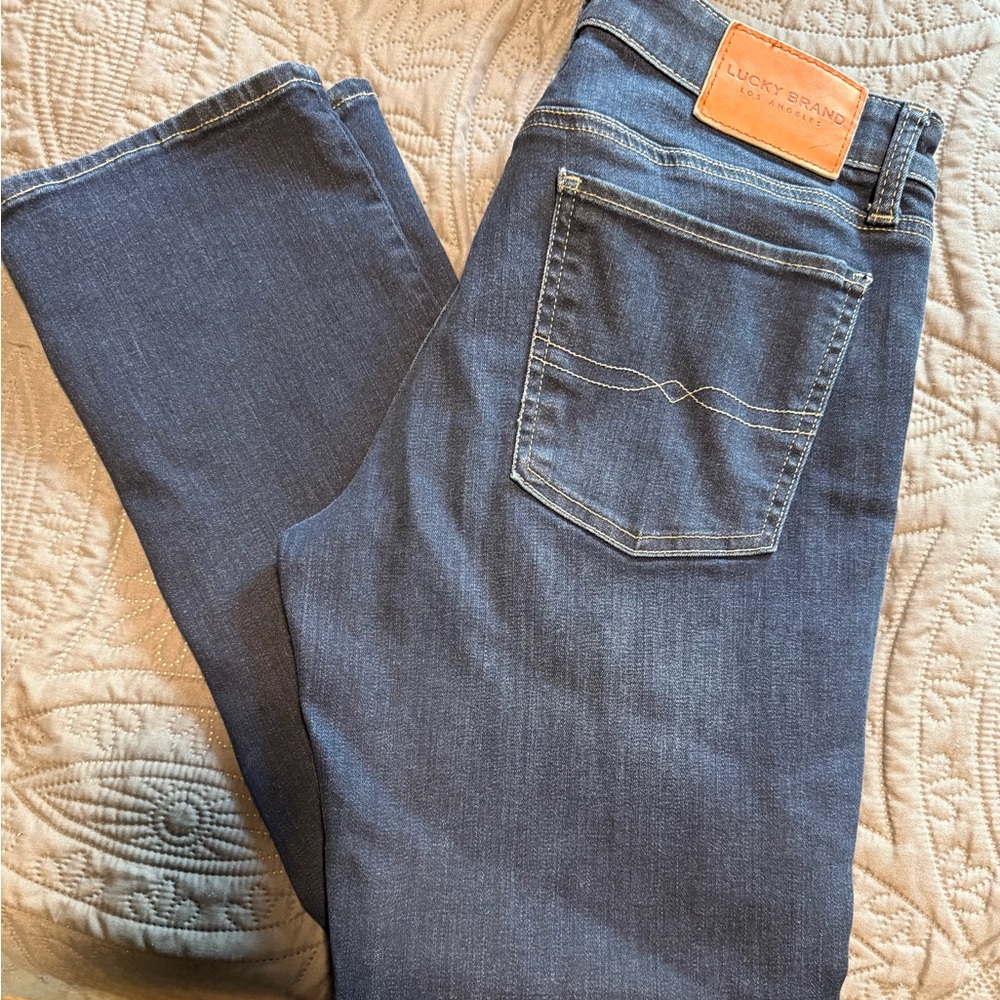 Lucky Brand women’s Blue Jeans
